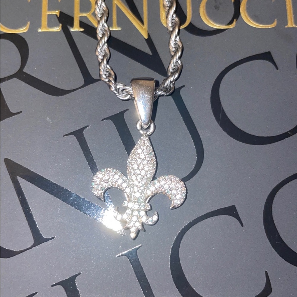 Cerncucci - Iced Fleur-De-Lis Pendant - White Gold Size 20” Chain